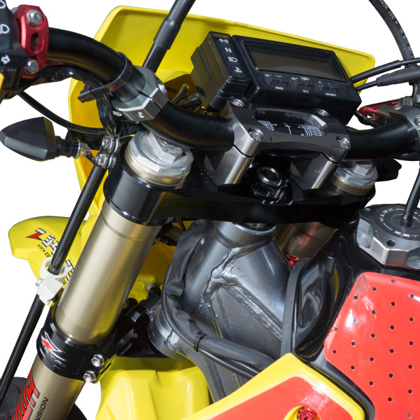 DIRTBIKEPLUS DRZ400SM用トリプルクランプキット ベアリング圧入