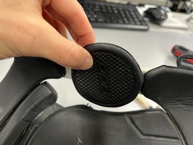 パッドの取り付け