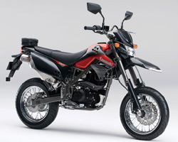 Dトラッカー125