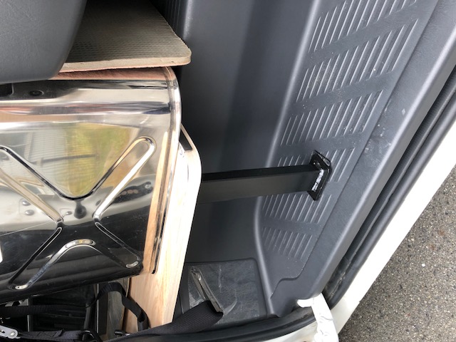 フロアパネルキット ハイエース　スタッフレビュー製品写真
