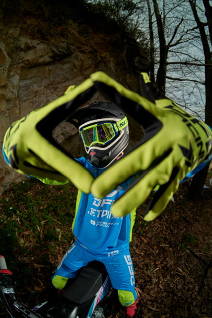 ワークスジャージ ファクトリー ブラック/グリーン　ライダーレビュー製品写真